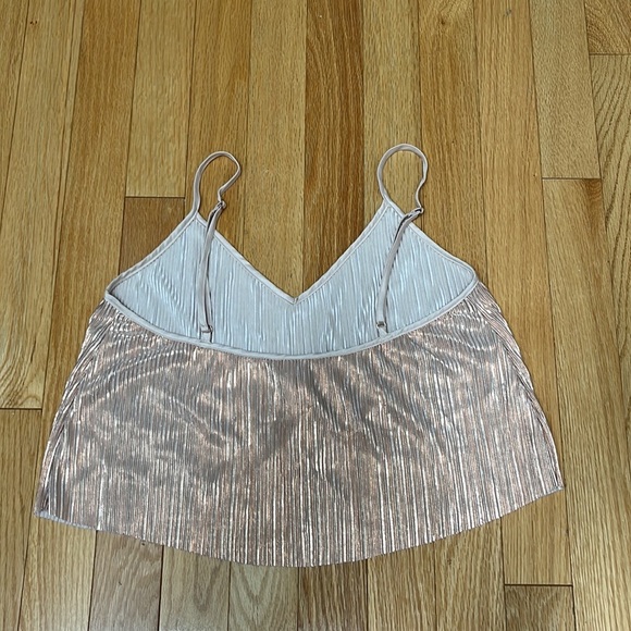 Victoria secret tank - Picture 3 of 4